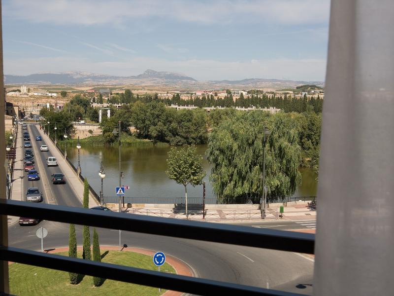 Junior Suite Hotel FG Logroño Logroño Junior Suite Hotel FG Logroño Logroño