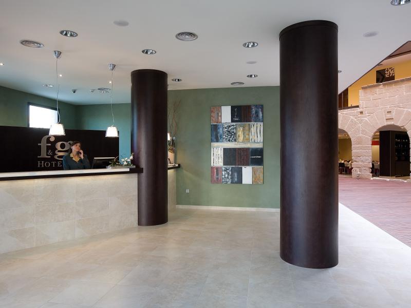 Recepción Hotel FG Logroño Logroño Recepción Hotel FG Logroño Logroño